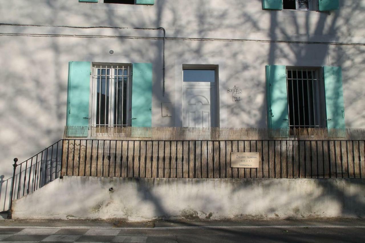 Au Bonheur De Lili Apartment Fontaine-de-Vaucluse Exterior photo